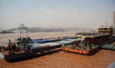 上江长江之上图片